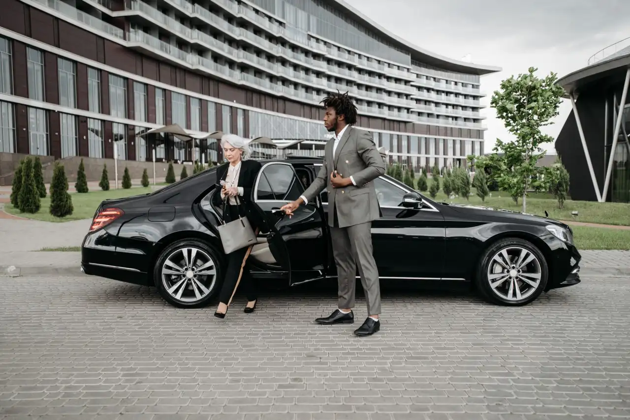 股权架构设计实操指南:从合伙人协议到员工持股方案的落地框架正文配图 2